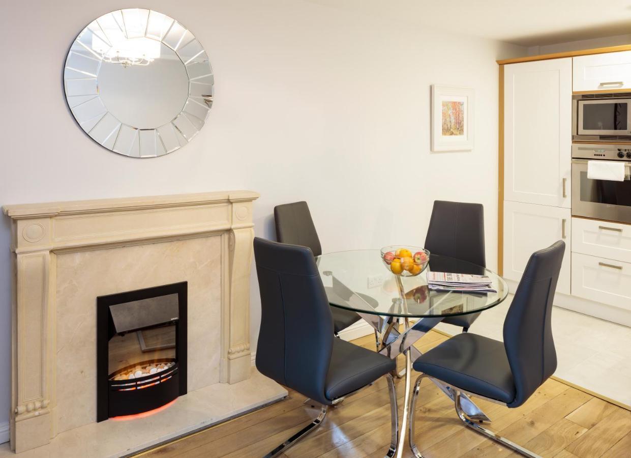 Baggotrath House Apartments, Newbridge Ave, Dublin 4 Buitenkant foto